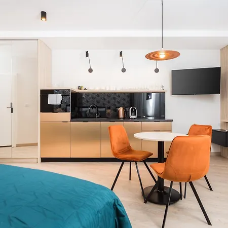 Inpoint Urban Studio-style Comfort Near Old Town *
