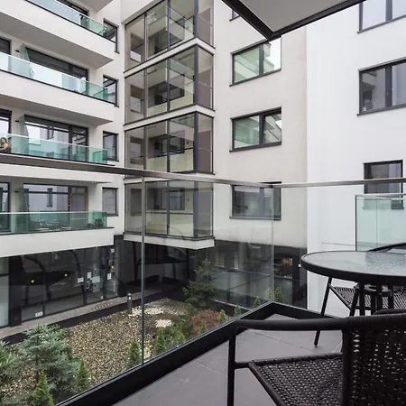 Apartmán Inpoint Urban Studio-style Comfort Near Old Town *